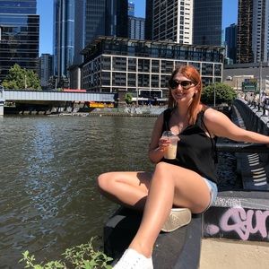 Meet your Posher, Jade